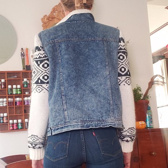 Denim jacket - Picture 2 of 5